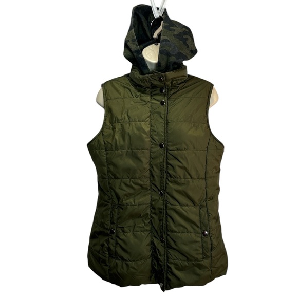 Arizona Jean Co. Army Green Camouflage Puff Vest Snap Front With Hood Size L - Picture 2 of 11